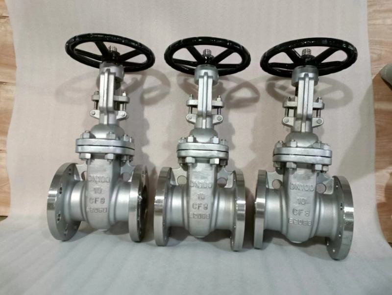 API 600/ASME B16.34 A216 Wcb CF8 CF8m Lcb Lcc Gate Valve